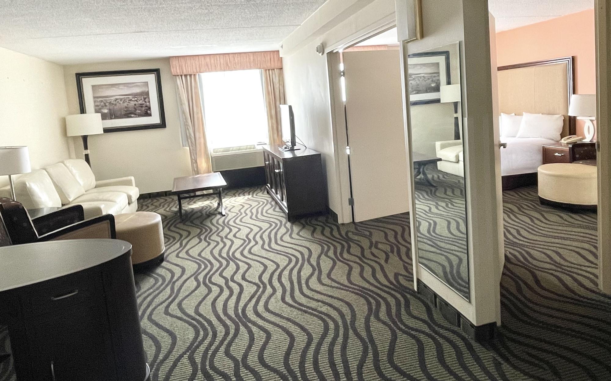 Fairbridge Hotel Cleveland East Wickliffe ภายนอก รูปภาพ