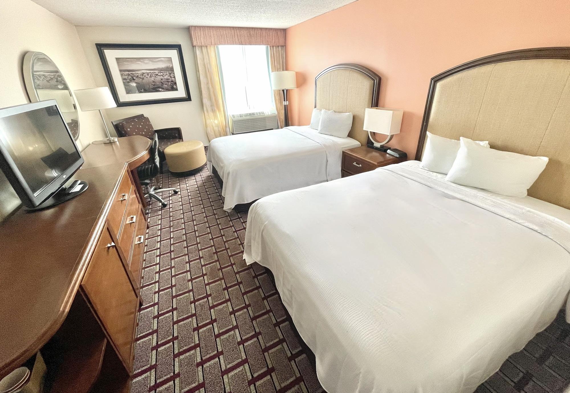 Fairbridge Hotel Cleveland East Wickliffe ภายนอก รูปภาพ