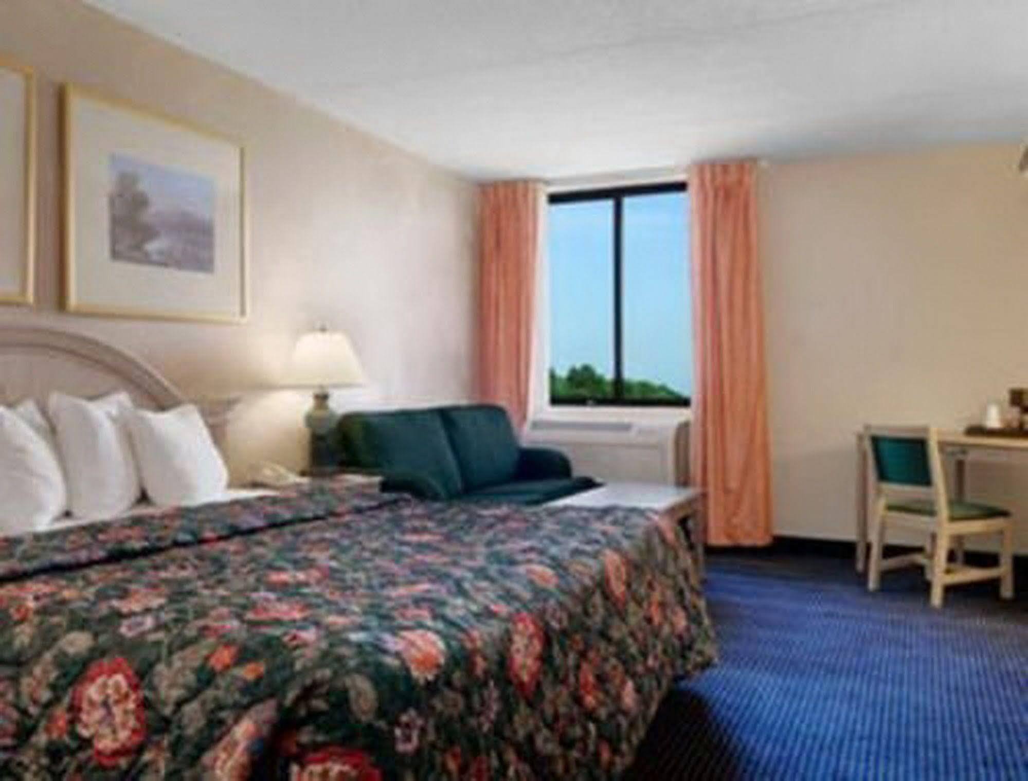 Fairbridge Hotel Cleveland East Wickliffe ภายนอก รูปภาพ