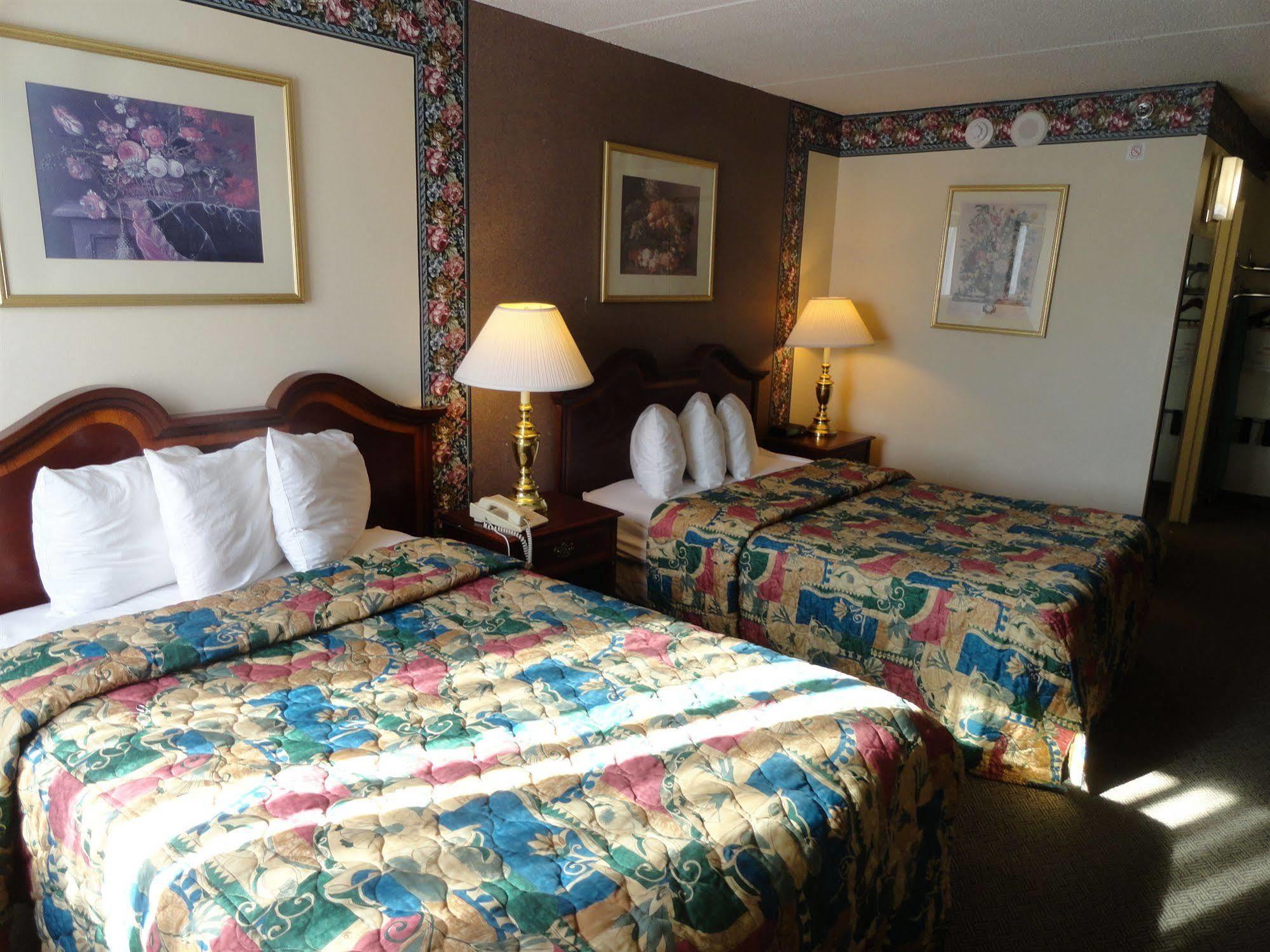 Fairbridge Hotel Cleveland East Wickliffe ภายนอก รูปภาพ